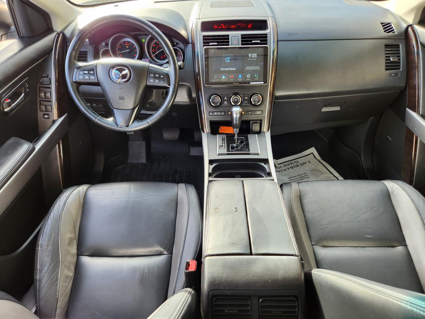2010 Liquid Silver Metallic /Black Mazda CX-9 Grand Touring (JM3TB3MA6A0) with an 3.7L V6 DOHC 24V engine, Automatic transmission, located at 10890 W. Colfax Ave., Lakewood, CO, 80215, (303) 274-7692, 39.739914, -105.120132 - 2010 Mazda CX-9<br><br>D1 Auto NEVER charges dealer fees! All cars have clean titles and have been inspected for mechanical issues. We have financing for everyone. Good credit, bad credit, first time buyers.<br><br>Please call Lakewood Location 303-274-7692 or Thornton 303-287-5511 to schedule a tes - Photo#9